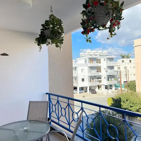 Appartement Pafia A *